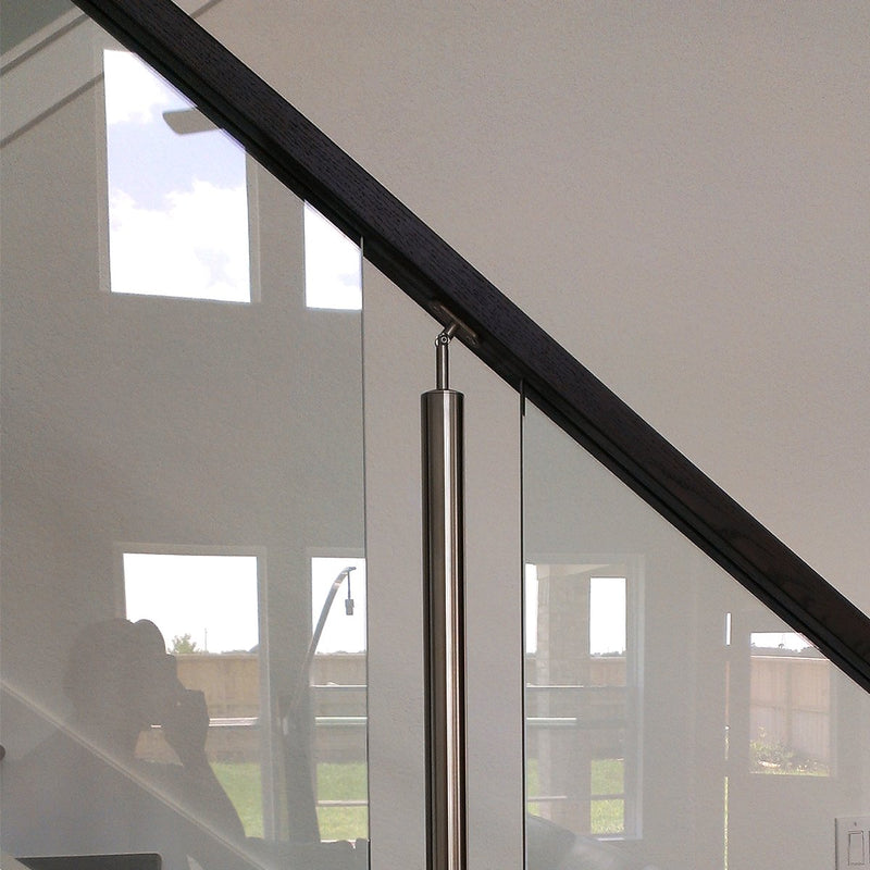 Contemporary stair railing system 