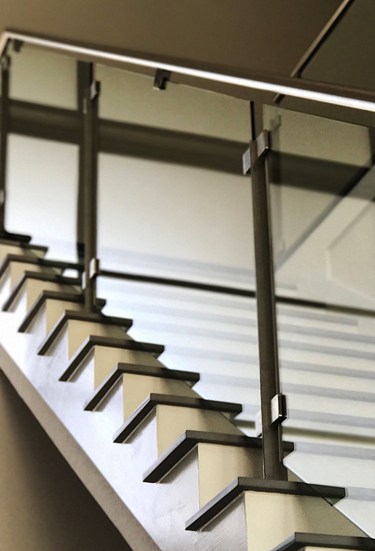 Stainless Steel Glass Stair Railing System 