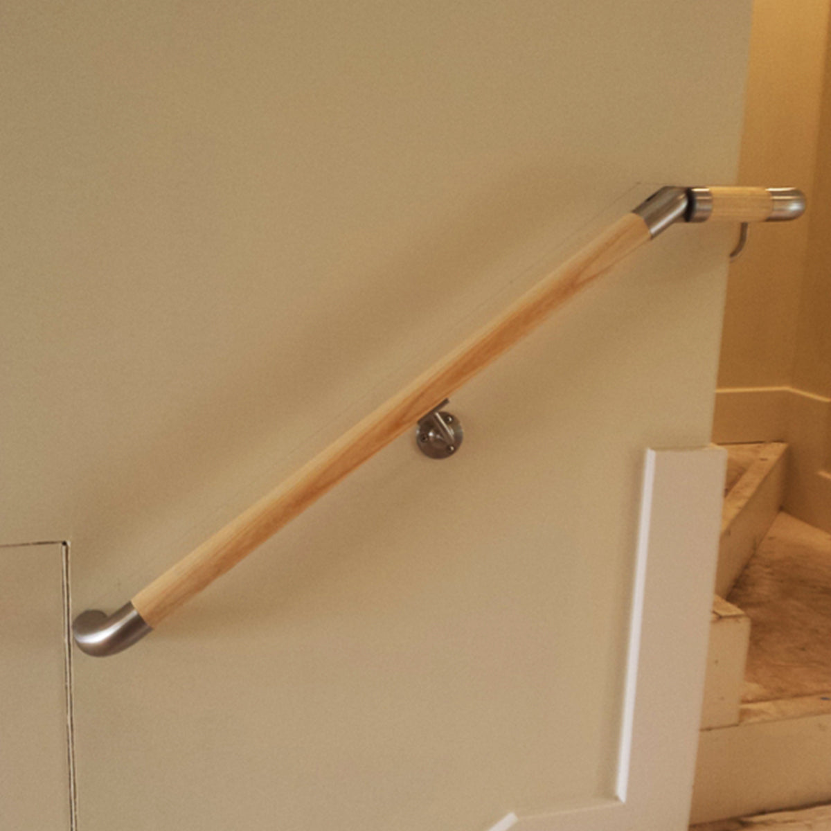 E459 Rigid Handrail Support Bracket for Round Rail - Stainless Stair ...